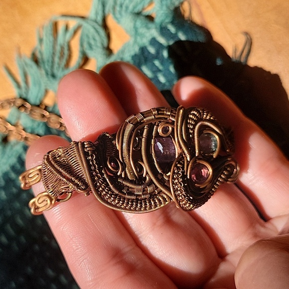 Copper wire wrapped pendant with gemstones tourmaline apatite amethyst - Picture 4 of 7